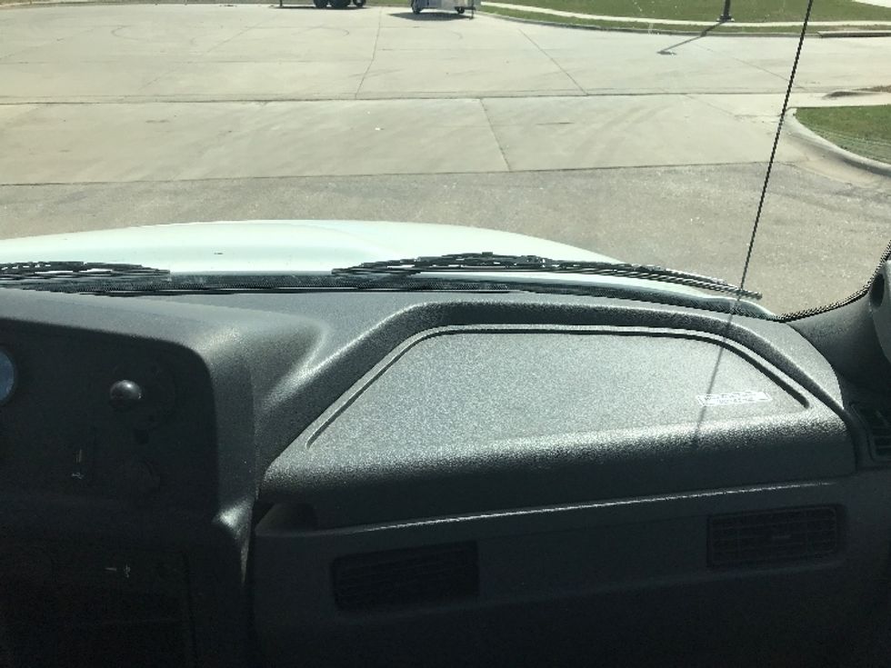 Medium Duty Box Truck-Light and Medium Duty Trucks-International-2022-MV607-Lincoln-NE-134,322\n\t\tmiles-$ 69,000 - Image 21