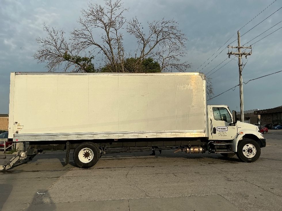 Medium Duty Box Truck-Light and Medium Duty Trucks-International-2022-MV607-Lincoln-NE-216,260\n\t\tmiles-$ 59,500 - Image 15