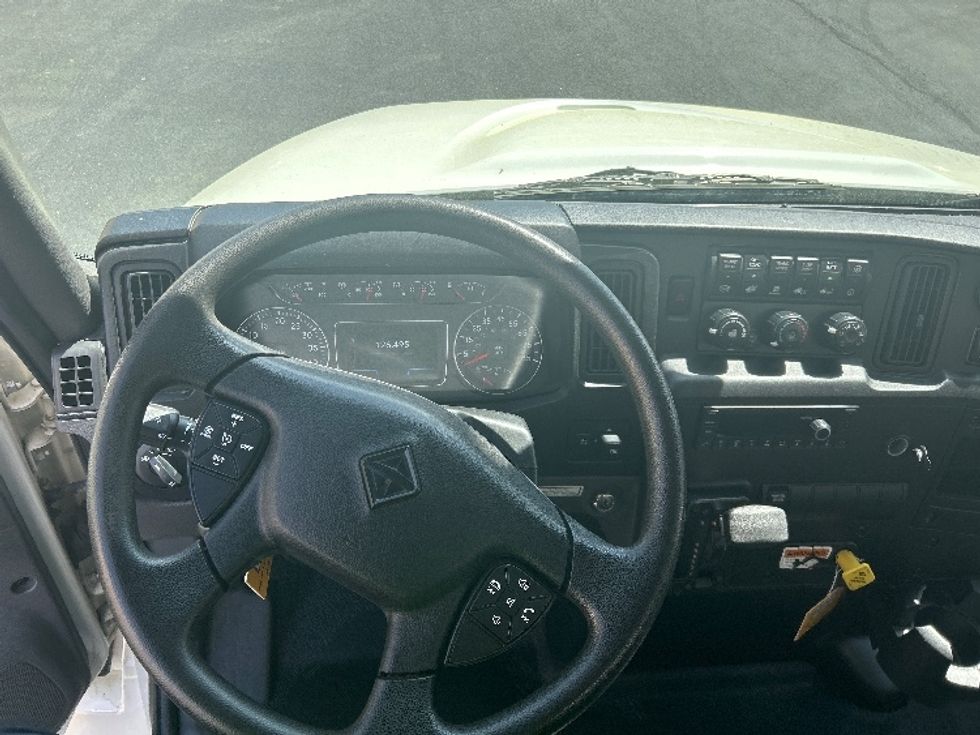 Medium Duty Box Truck-Light and Medium Duty Trucks-International-2022-MV607-Lithia Springs-GA-126,496\n\t\tmiles-$ 75,500 - Image 18