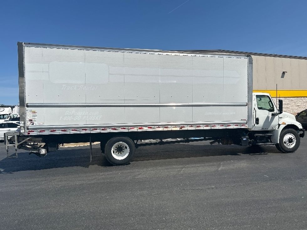 Medium Duty Box Truck-Light and Medium Duty Trucks-International-2022-MV607-Lithia Springs-GA-126,496\n\t\tmiles-$ 75,500 - Image 15
