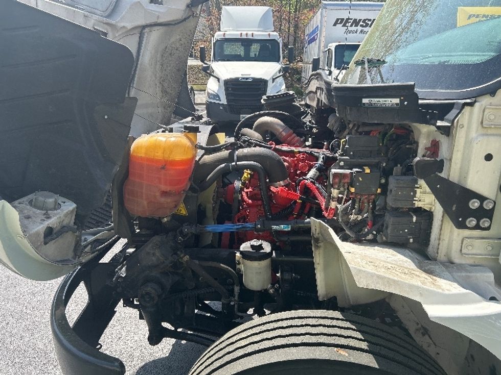 Medium Duty Box Truck-Light and Medium Duty Trucks-International-2022-MV607-Lithia Springs-GA-126,496\n\t\tmiles-$ 75,500 - Image 24