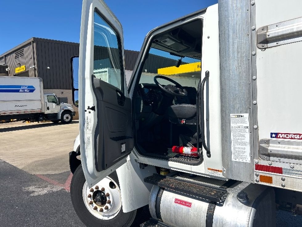 Medium Duty Box Truck-Light and Medium Duty Trucks-International-2022-MV607-Little Rock-AR-244,055\n\t\tmiles-$ 42,250 - Image 16