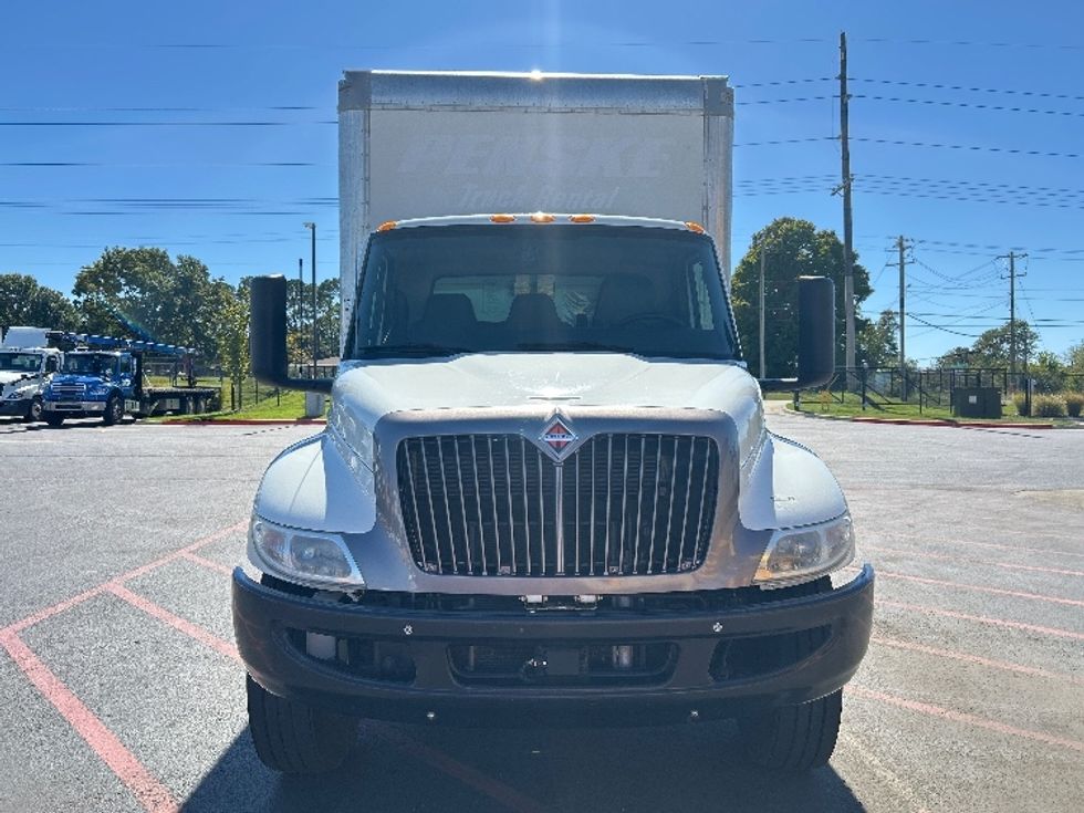 Medium Duty Box Truck-Light and Medium Duty Trucks-International-2022-MV607-Little Rock-AR-244,055\n\t\tmiles-$ 42,250 - Image 2