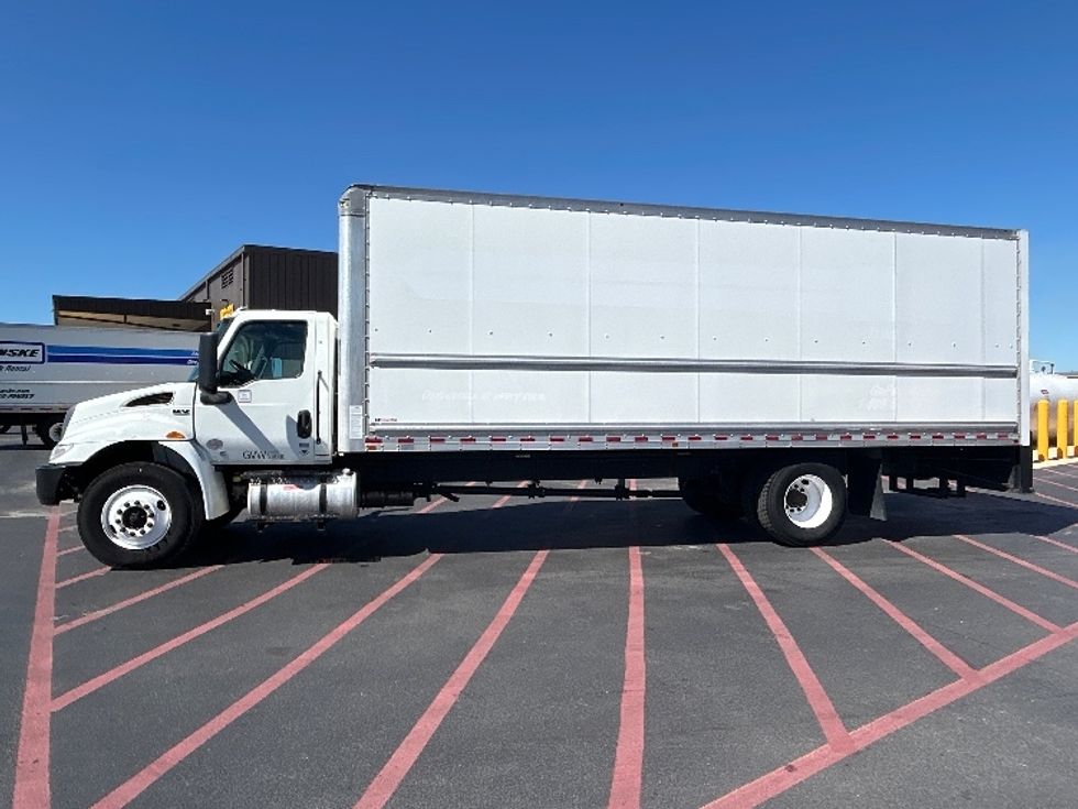 Medium Duty Box Truck-Light and Medium Duty Trucks-International-2022-MV607-Little Rock-AR-244,055\n\t\tmiles-$ 42,250 - Image 4
