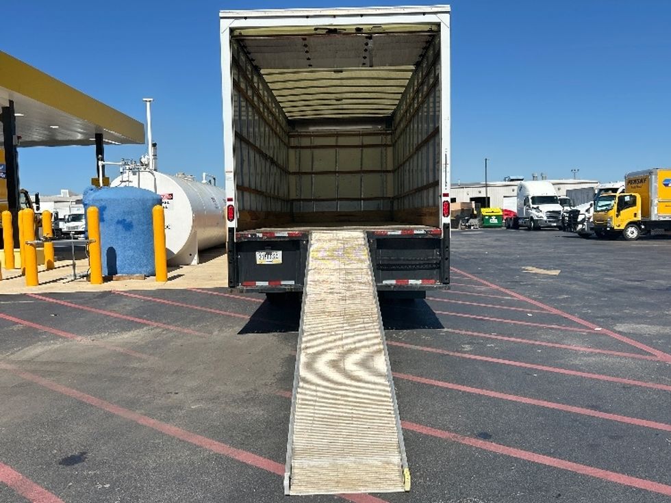 Medium Duty Box Truck-Light and Medium Duty Trucks-International-2022-MV607-Little Rock-AR-244,055\n\t\tmiles-$ 42,250 - Image 9