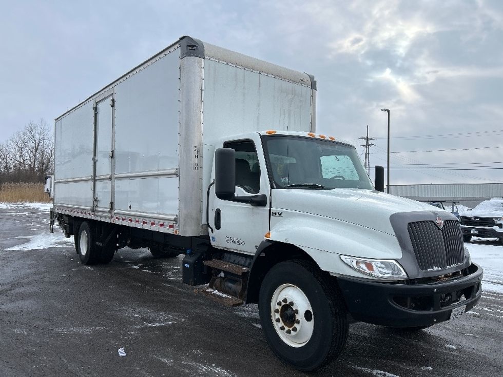 Medium Duty Box Truck-Light and Medium Duty Trucks-International-2022-MV607-Liverpool-NY-148,555\n\t\tmiles-$ 56,250 - Image 1
