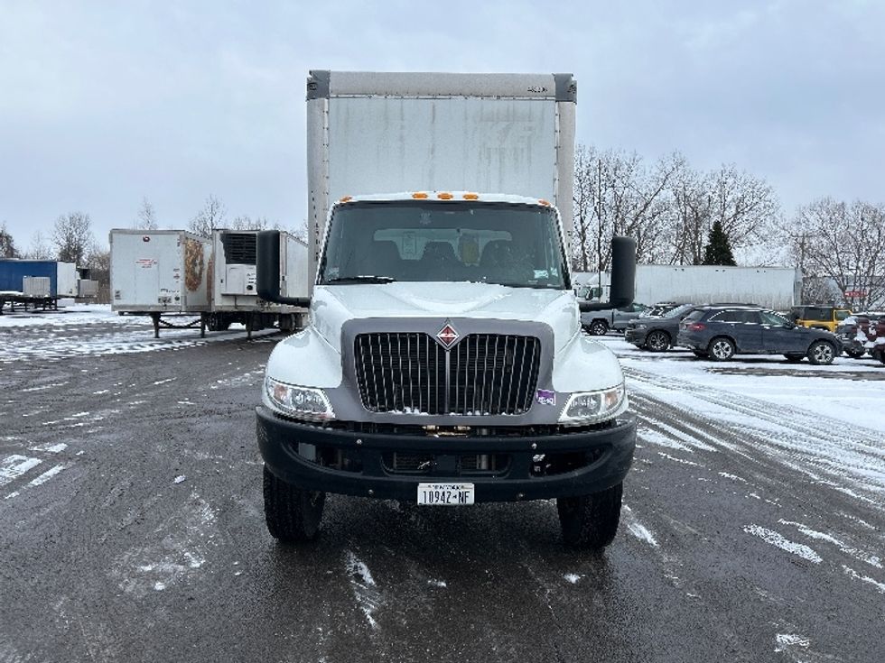 Medium Duty Box Truck-Light and Medium Duty Trucks-International-2022-MV607-Liverpool-NY-148,555\n\t\tmiles-$ 56,250 - Image 2