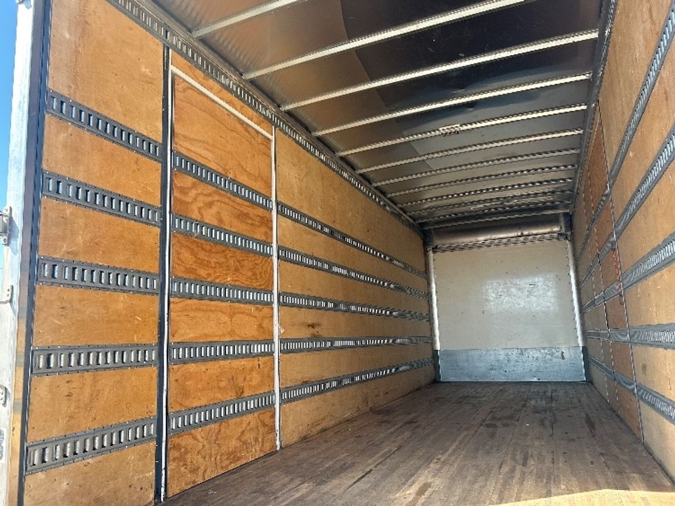 Medium Duty Box Truck-Light and Medium Duty Trucks-International-2022-MV607-Londonderry-NH-121,712\n\t\tmiles-$ 72,000 - Image 11