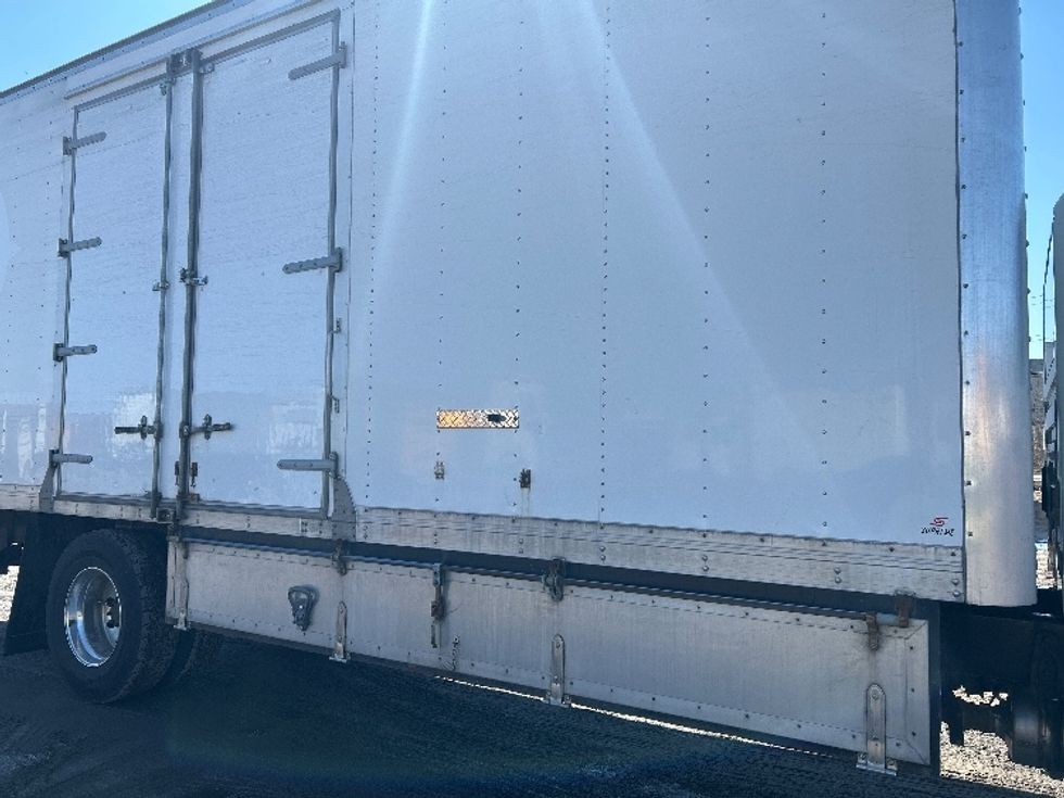 Medium Duty Box Truck-Light and Medium Duty Trucks-International-2022-MV607-Londonderry-NH-121,712\n\t\tmiles-$ 72,000 - Image 26