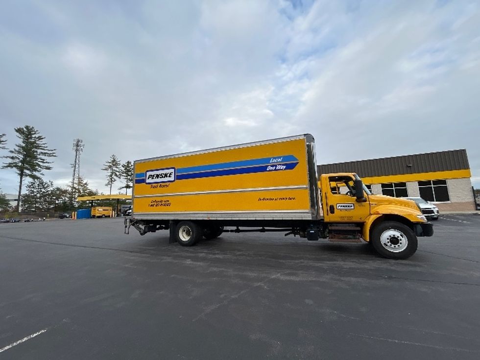 Medium Duty Box Truck-Light and Medium Duty Trucks-International-2022-MV607-Londonderry-NH-202,279\n\t\tmiles-$ 46,500 - Image 15