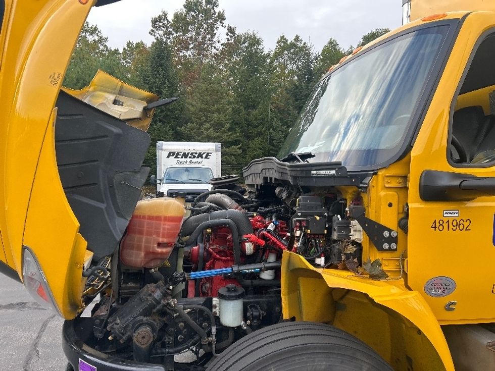 Medium Duty Box Truck-Light and Medium Duty Trucks-International-2022-MV607-Londonderry-NH-202,279\n\t\tmiles-$ 46,500 - Image 24