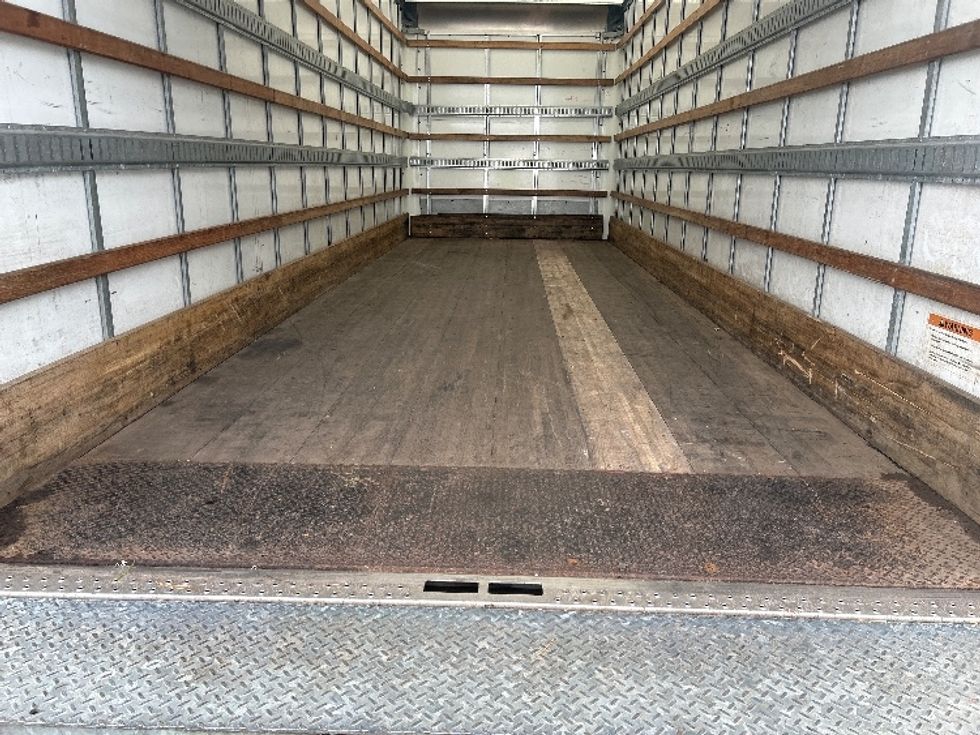 Medium Duty Box Truck-Light and Medium Duty Trucks-International-2022-MV607-Londonderry-NH-202,279\n\t\tmiles-$ 46,500 - Image 9