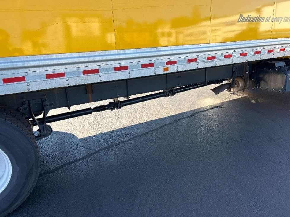 Medium Duty Box Truck-Light and Medium Duty Trucks-International-2022-MV607-Londonderry-NH-246,104\n\t\tmiles-$ 37,750 - Image 14