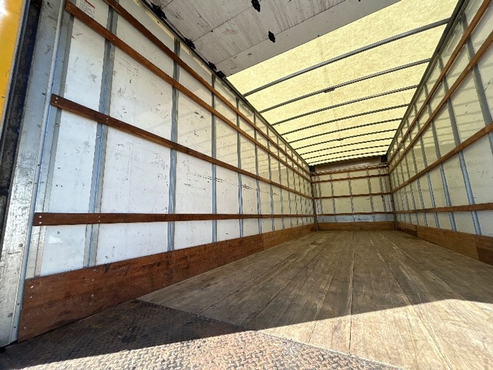 Medium Duty Box Truck-Light and Medium Duty Trucks-International-2022-MV607-Londonderry-NH-246,104\n\t\tmiles-$ 37,750 - Image 11