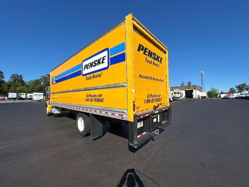 Medium Duty Box Truck-Light and Medium Duty Trucks-International-2022-MV607-Londonderry-NH-246,104\n\t\tmiles-$ 37,750 - Image 6