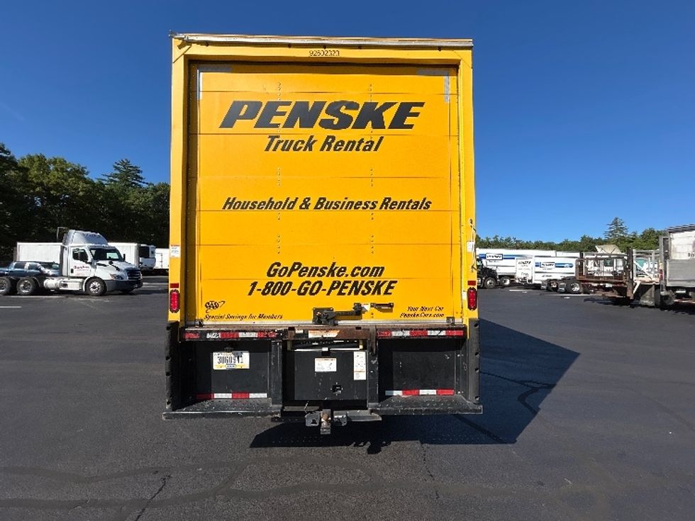 Medium Duty Box Truck-Light and Medium Duty Trucks-International-2022-MV607-Londonderry-NH-246,104\n\t\tmiles-$ 37,750 - Image 7