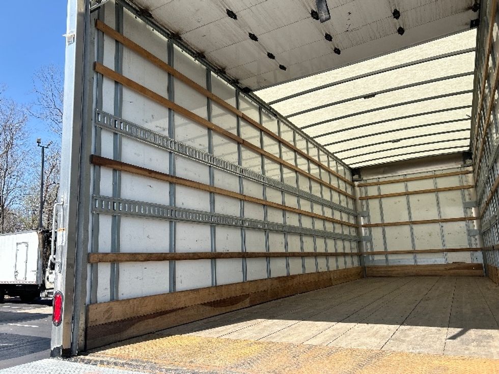 Medium Duty Box Truck-Light and Medium Duty Trucks-International-2022-MV607-Louisville-KY-108,248\n\t\tmiles-$ 73,750 - Image 11