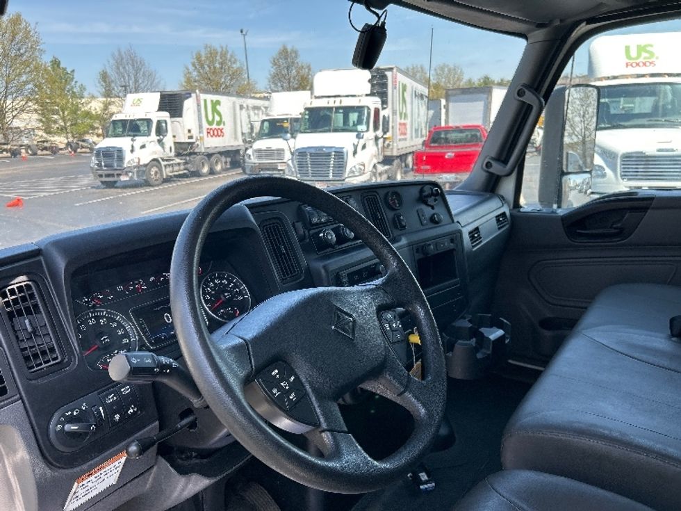 Medium Duty Box Truck-Light and Medium Duty Trucks-International-2022-MV607-Louisville-KY-108,248\n\t\tmiles-$ 73,750 - Image 17