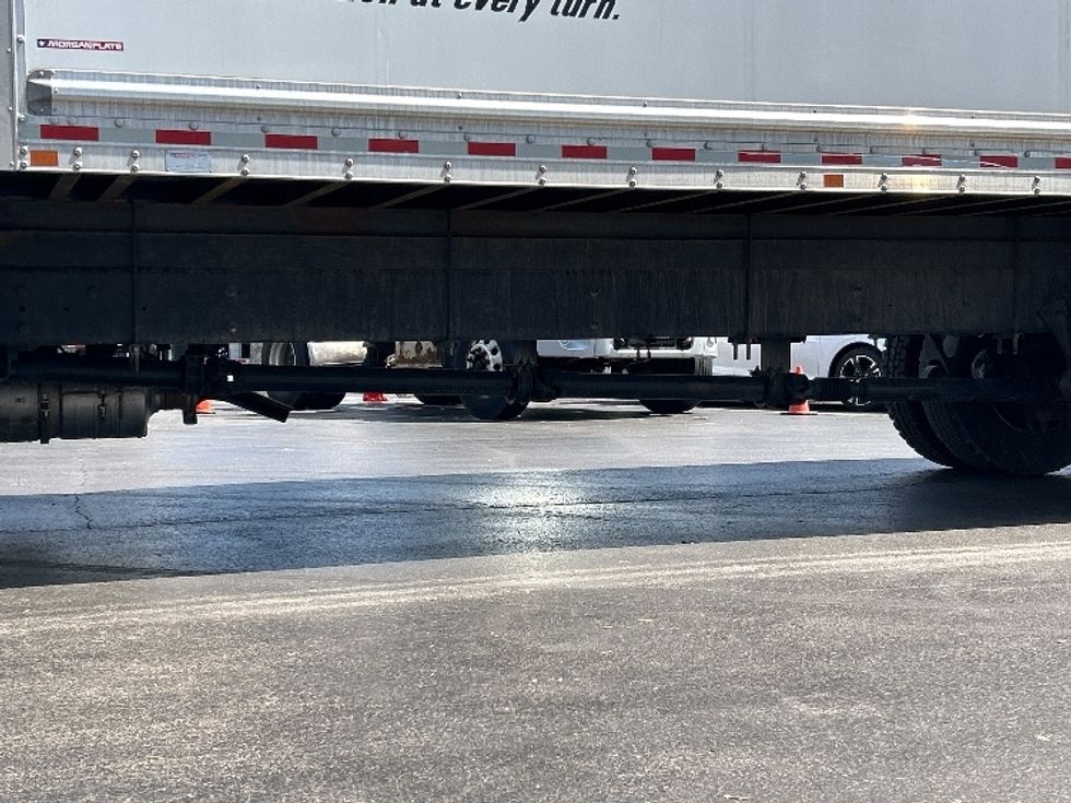 Medium Duty Box Truck-Light and Medium Duty Trucks-International-2022-MV607-Louisville-KY-108,248\n\t\tmiles-$ 73,750 - Image 5