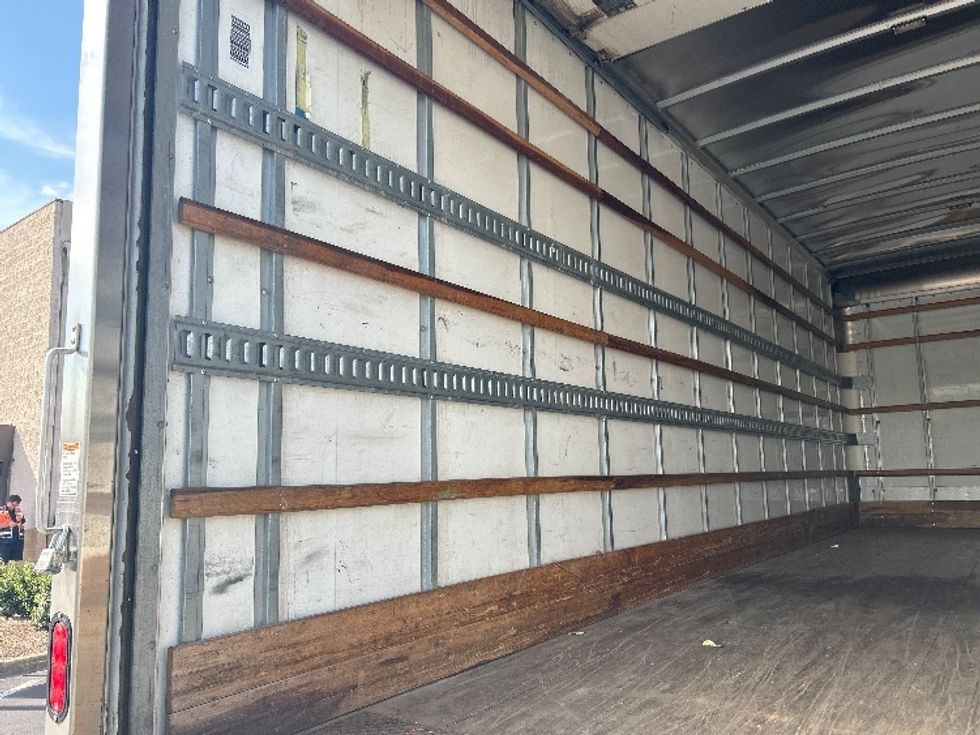 Medium Duty Box Truck-Light and Medium Duty Trucks-International-2022-MV607-Louisville-KY-223,561\n\t\tmiles-$ 49,500 - Image 11
