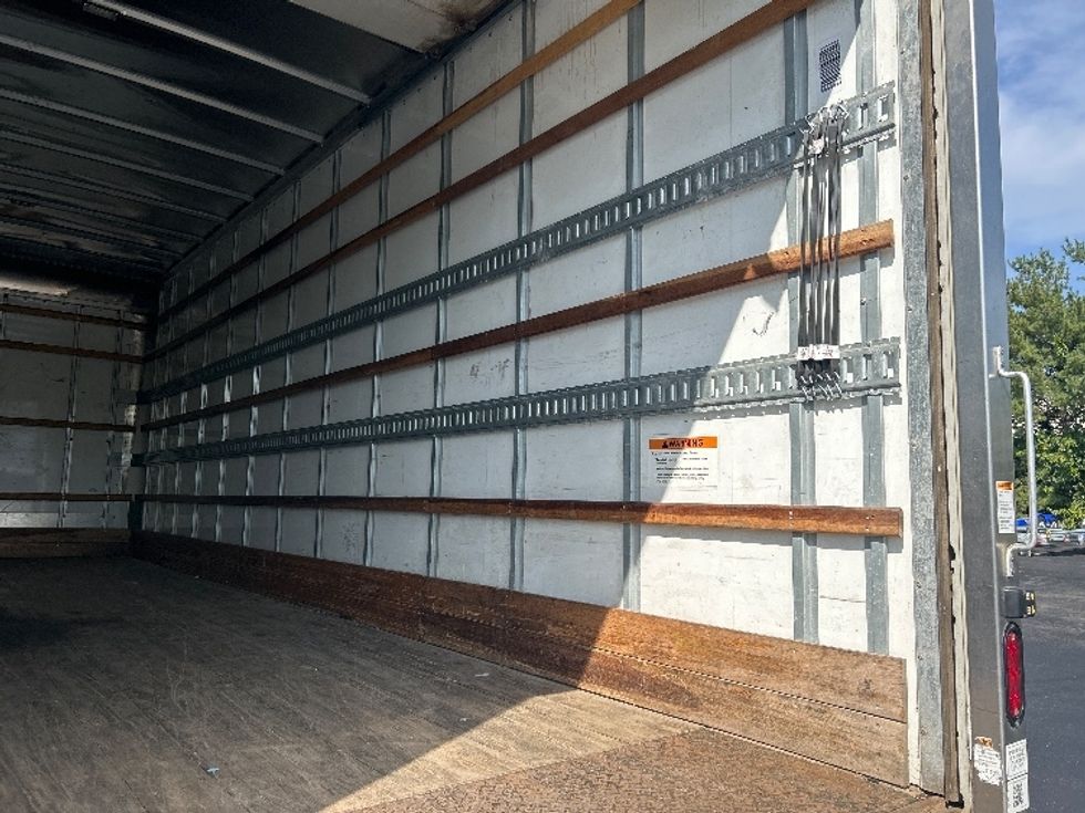 Medium Duty Box Truck-Light and Medium Duty Trucks-International-2022-MV607-Louisville-KY-223,561\n\t\tmiles-$ 49,500 - Image 12