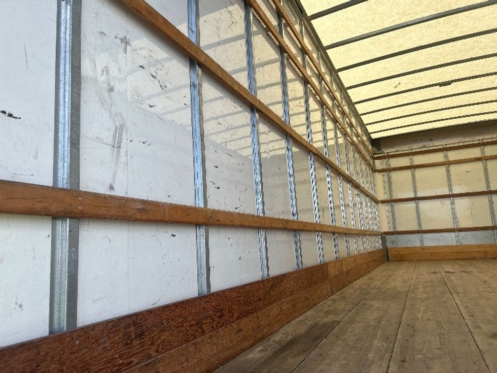 Medium Duty Box Truck-Light and Medium Duty Trucks-International-2022-MV607-Louisville-KY-227,763\n\t\tmiles-$ 43,250 - Image 11