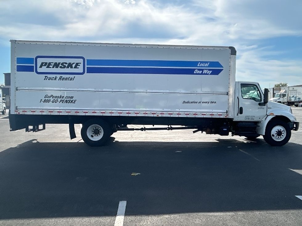 Medium Duty Box Truck-Light and Medium Duty Trucks-International-2022-MV607-Louisville-KY-227,763\n\t\tmiles-$ 43,250 - Image 15