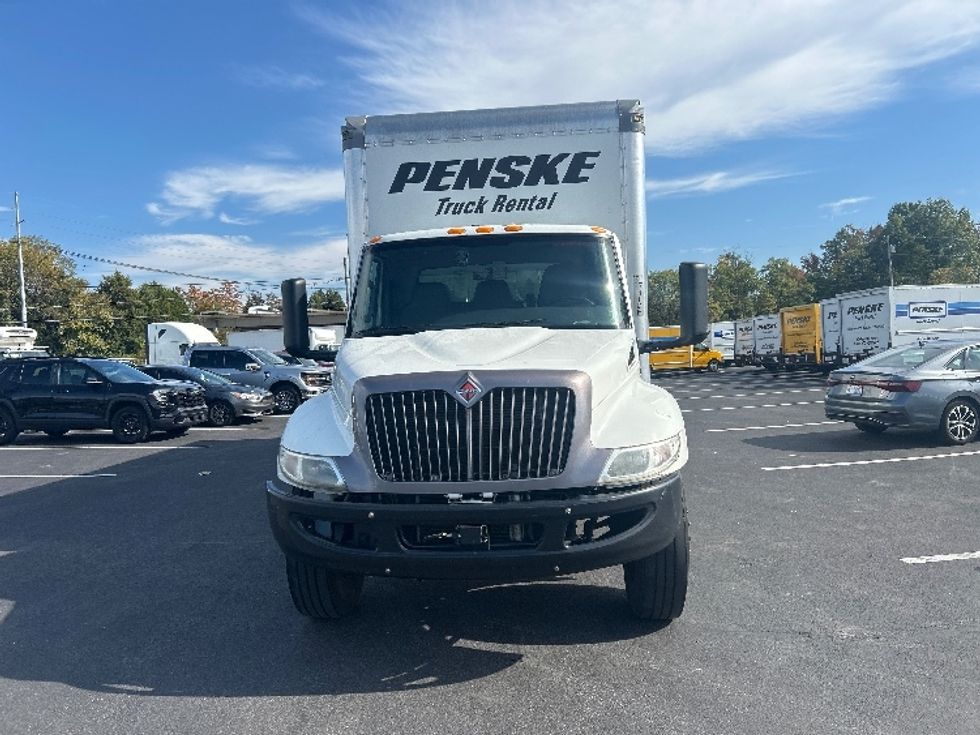 Medium Duty Box Truck-Light and Medium Duty Trucks-International-2022-MV607-Louisville-KY-227,763\n\t\tmiles-$ 43,250 - Image 2