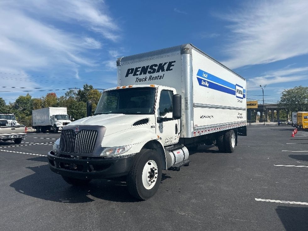 Medium Duty Box Truck-Light and Medium Duty Trucks-International-2022-MV607-Louisville-KY-227,763\n\t\tmiles-$ 43,250 - Image 3