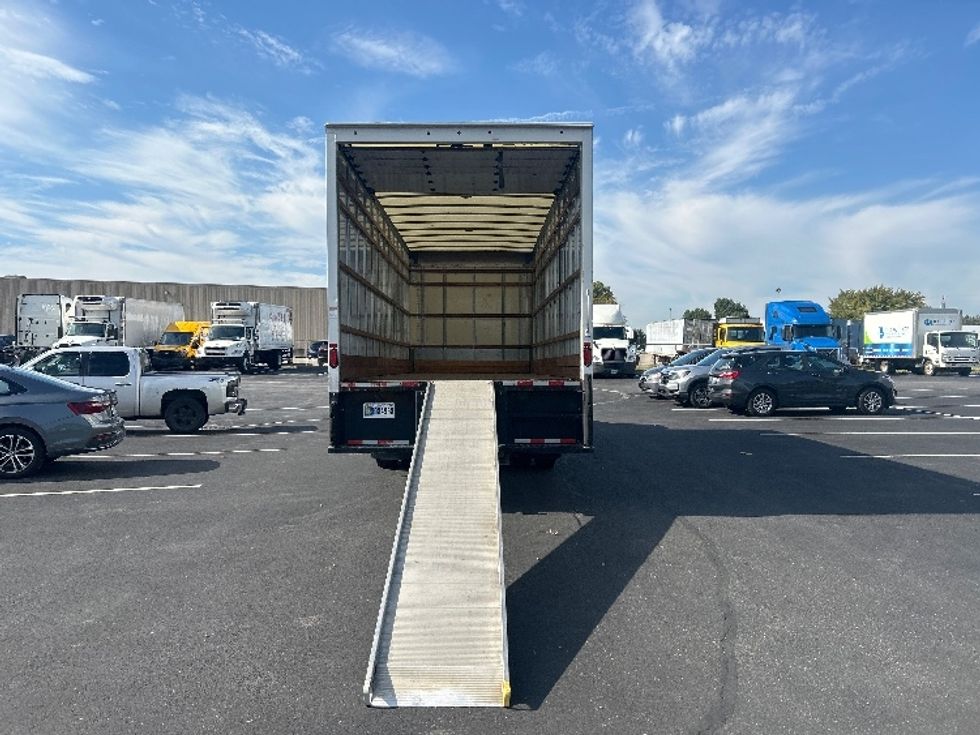Medium Duty Box Truck-Light and Medium Duty Trucks-International-2022-MV607-Louisville-KY-227,763\n\t\tmiles-$ 43,250 - Image 9