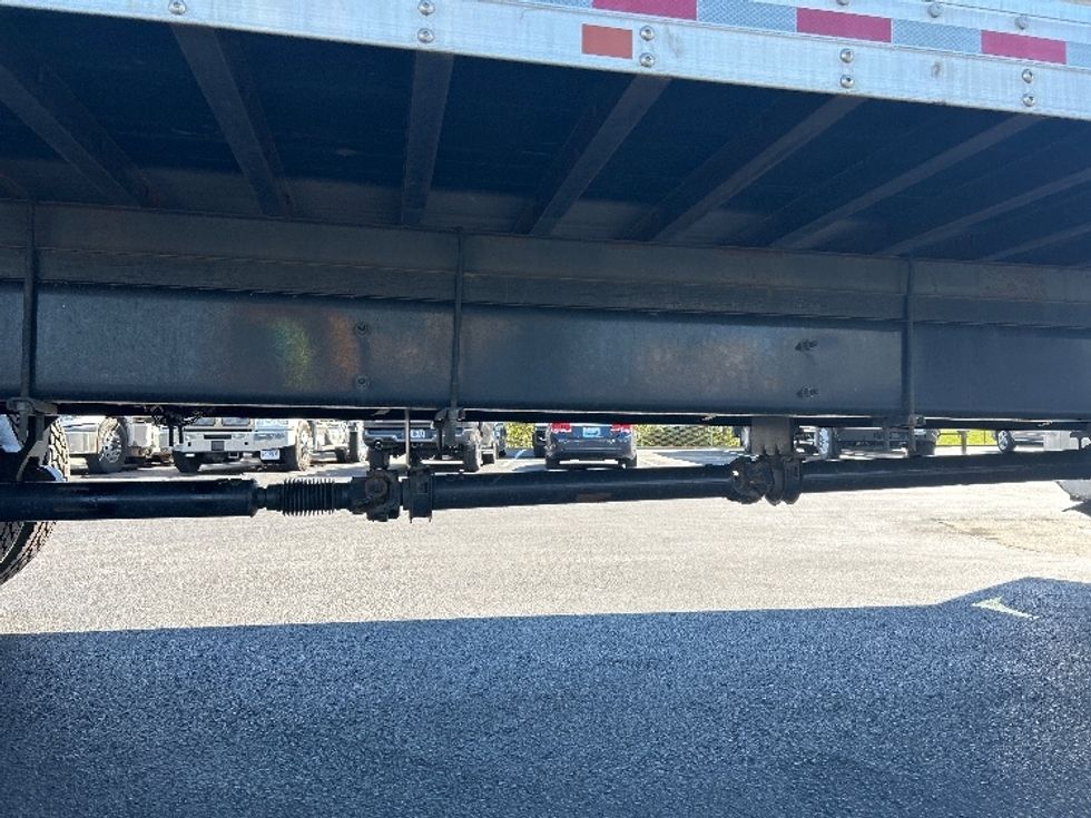 Medium Duty Box Truck-Light and Medium Duty Trucks-International-2022-MV607-Louisville-KY-269,737\n\t\tmiles-$ 40,750 - Image 14