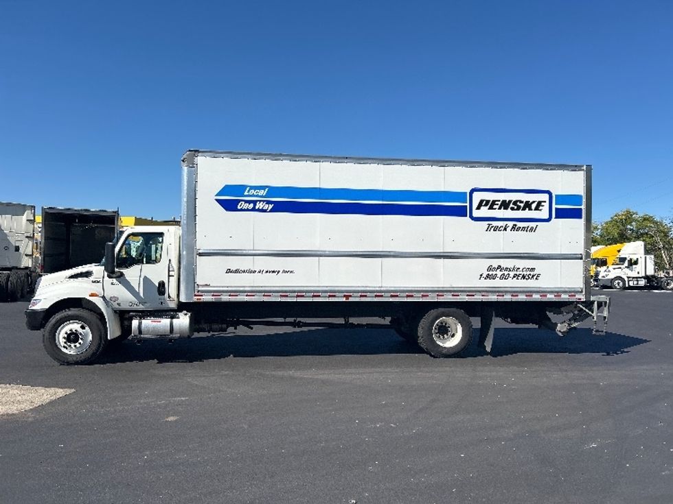 Medium Duty Box Truck-Light and Medium Duty Trucks-International-2022-MV607-Louisville-KY-269,737\n\t\tmiles-$ 40,750 - Image 4