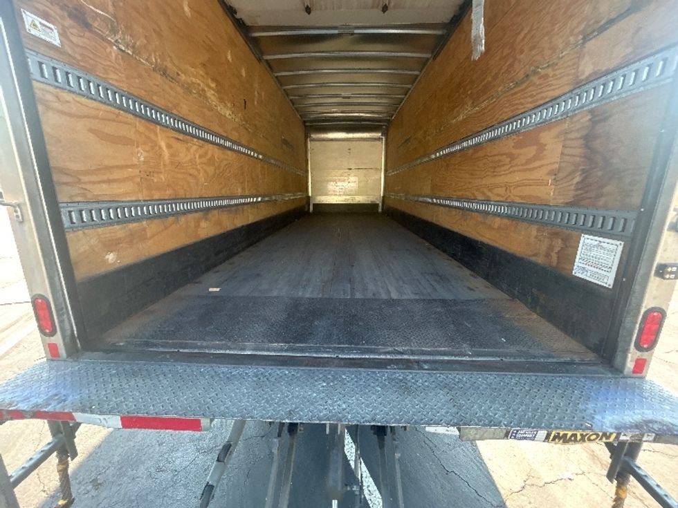 Medium Duty Box Truck-Light and Medium Duty Trucks-International-2022-MV607-Louisville-KY-280,580\n\t\tmiles-$ 39,750 - Image 10