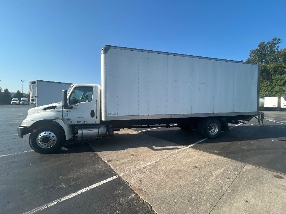 Medium Duty Box Truck-Light and Medium Duty Trucks-International-2022-MV607-Louisville-KY-280,580\n\t\tmiles-$ 39,750 - Image 4