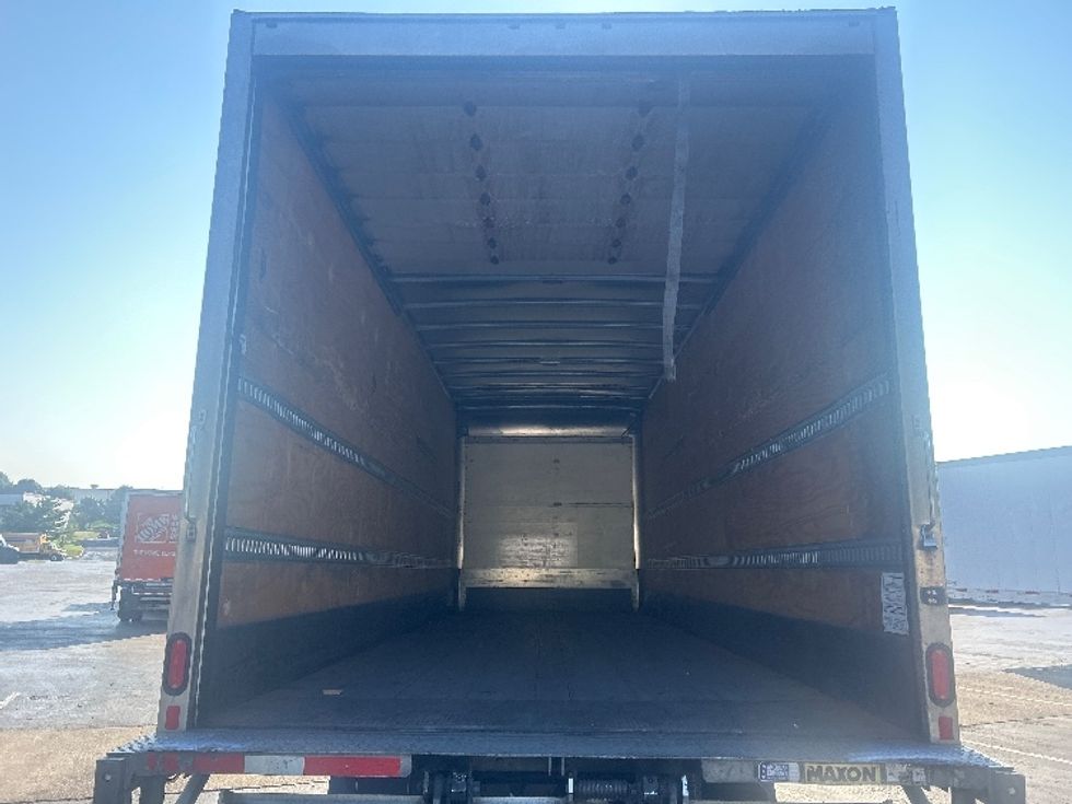 Medium Duty Box Truck-Light and Medium Duty Trucks-International-2022-MV607-Louisville-KY-280,580\n\t\tmiles-$ 39,750 - Image 8