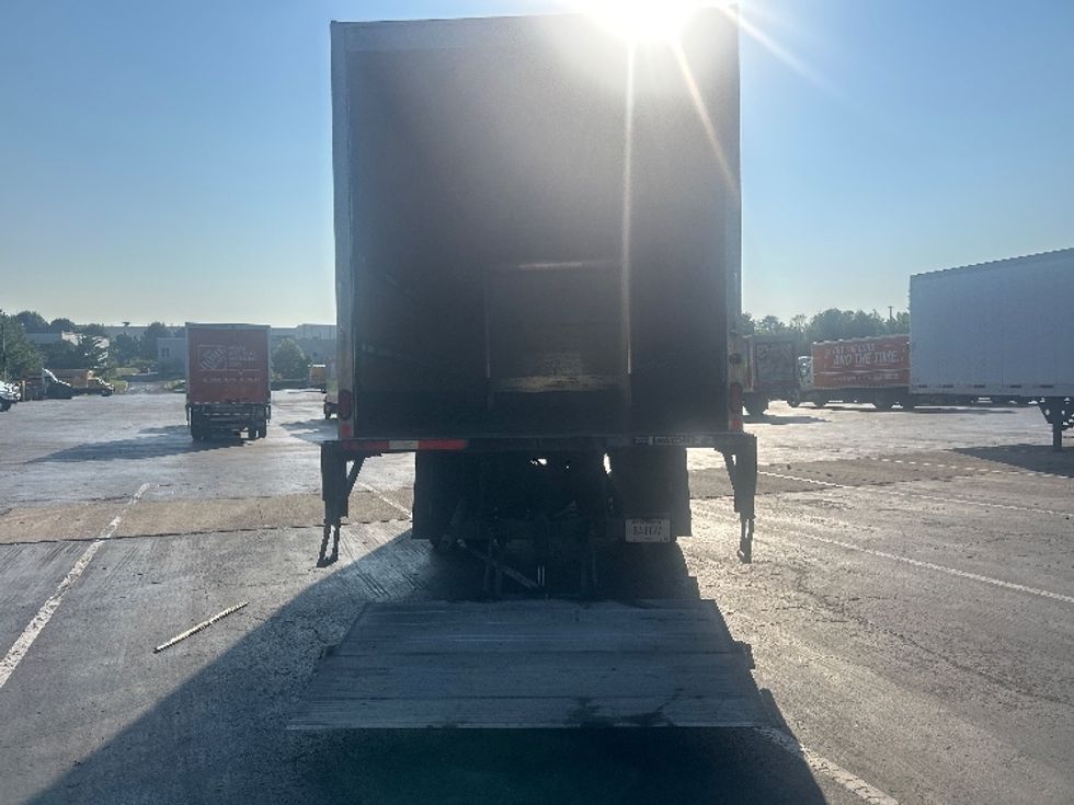 Medium Duty Box Truck-Light and Medium Duty Trucks-International-2022-MV607-Louisville-KY-280,580\n\t\tmiles-$ 39,750 - Image 9