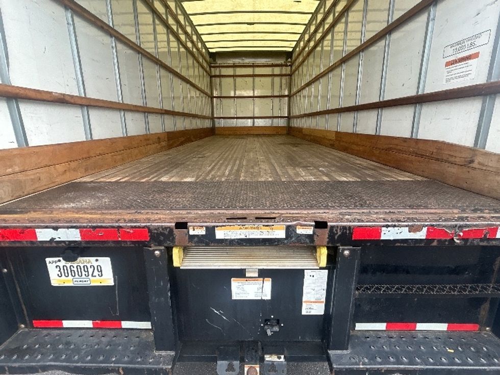 Medium Duty Box Truck-Light and Medium Duty Trucks-International-2022-MV607-Louisville-KY-283,200\n\t\tmiles-$ 45,250 - Image 10