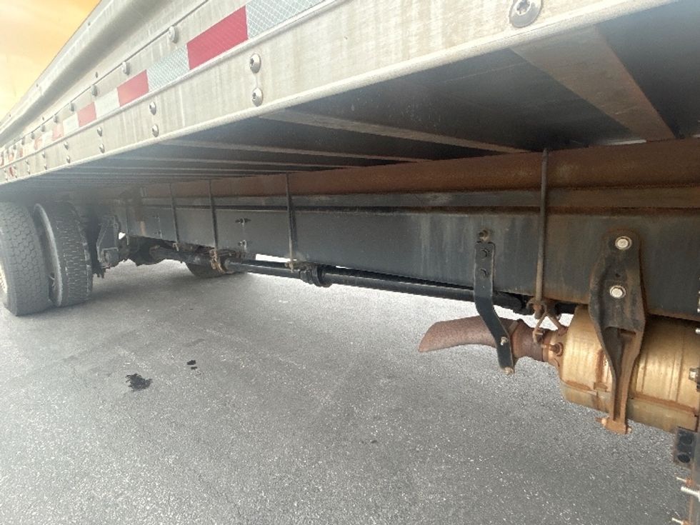 Medium Duty Box Truck-Light and Medium Duty Trucks-International-2022-MV607-Louisville-KY-283,200\n\t\tmiles-$ 45,250 - Image 14
