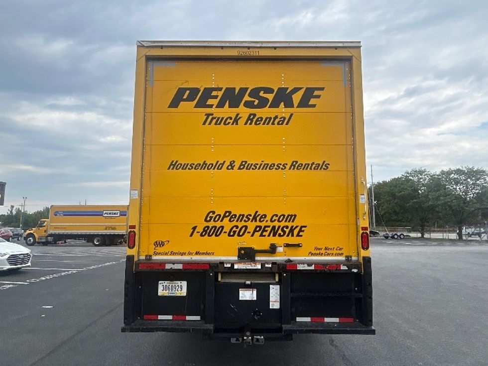 Medium Duty Box Truck-Light and Medium Duty Trucks-International-2022-MV607-Louisville-KY-283,200\n\t\tmiles-$ 45,250 - Image 7