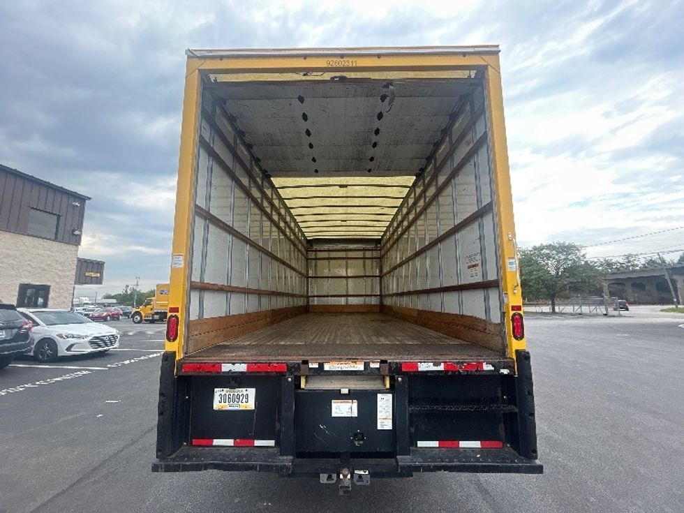 Medium Duty Box Truck-Light and Medium Duty Trucks-International-2022-MV607-Louisville-KY-283,200\n\t\tmiles-$ 45,250 - Image 8