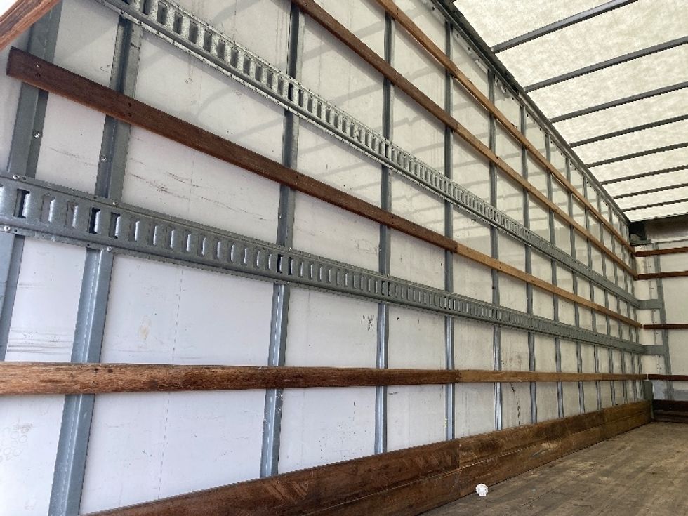 Medium Duty Box Truck-Light and Medium Duty Trucks-International-2022-MV607-Louisville-KY-91,809\n\t\tmiles-$ 76,750 - Image 11