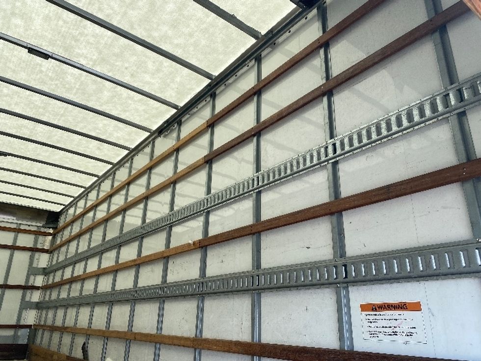 Medium Duty Box Truck-Light and Medium Duty Trucks-International-2022-MV607-Louisville-KY-91,809\n\t\tmiles-$ 76,750 - Image 12