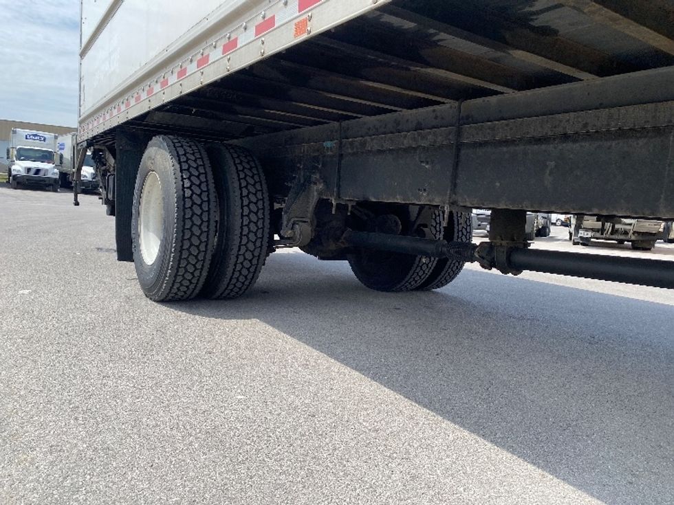 Medium Duty Box Truck-Light and Medium Duty Trucks-International-2022-MV607-Louisville-KY-91,809\n\t\tmiles-$ 76,750 - Image 14