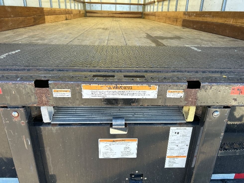 Medium Duty Box Truck-Light and Medium Duty Trucks-International-2022-MV607-Loveland-CO-233,164\n\t\tmiles-$ 40,500 - Image 10