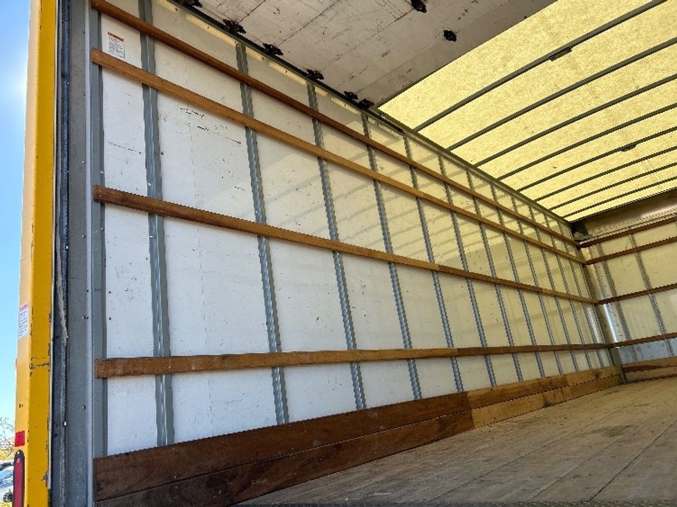 Medium Duty Box Truck-Light and Medium Duty Trucks-International-2022-MV607-Loveland-CO-233,164\n\t\tmiles-$ 40,500 - Image 11
