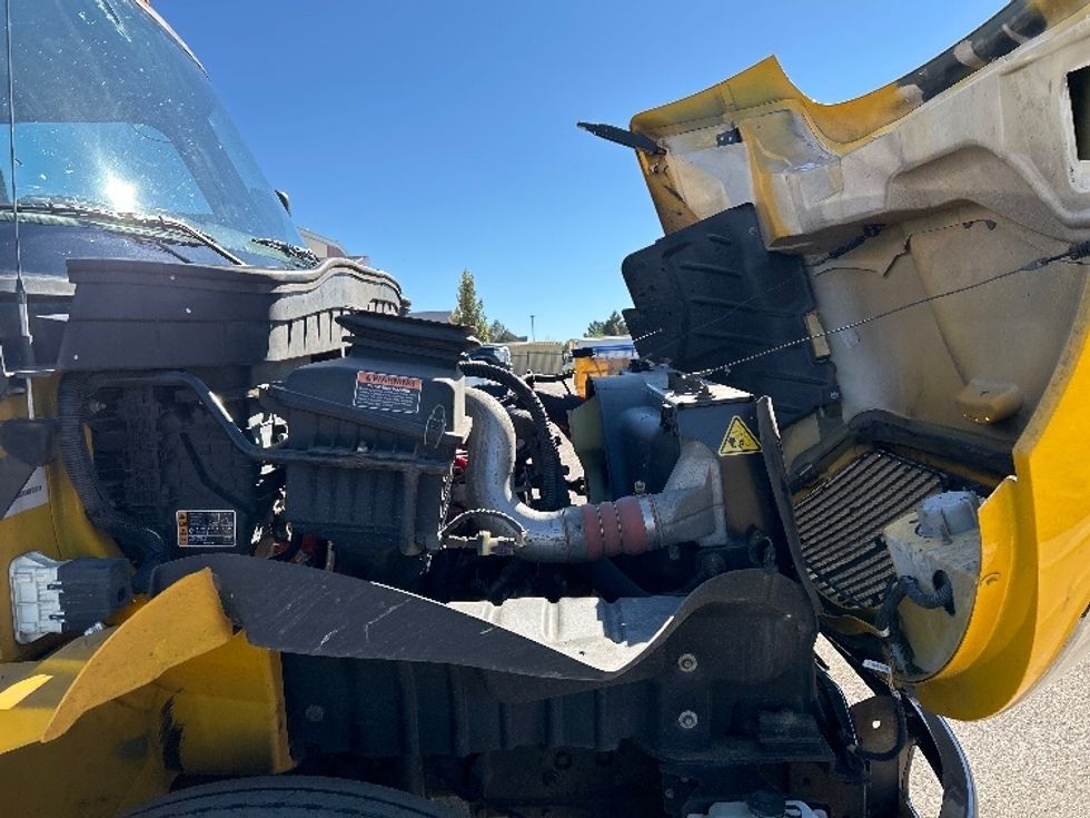 Medium Duty Box Truck-Light and Medium Duty Trucks-International-2022-MV607-Loveland-CO-233,164\n\t\tmiles-$ 40,500 - Image 23