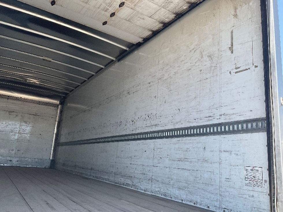 Medium Duty Box Truck-Light and Medium Duty Trucks-International-2022-MV607-Loveland-CO-400,955\n\t\tmiles-$ 25,500 - Image 12