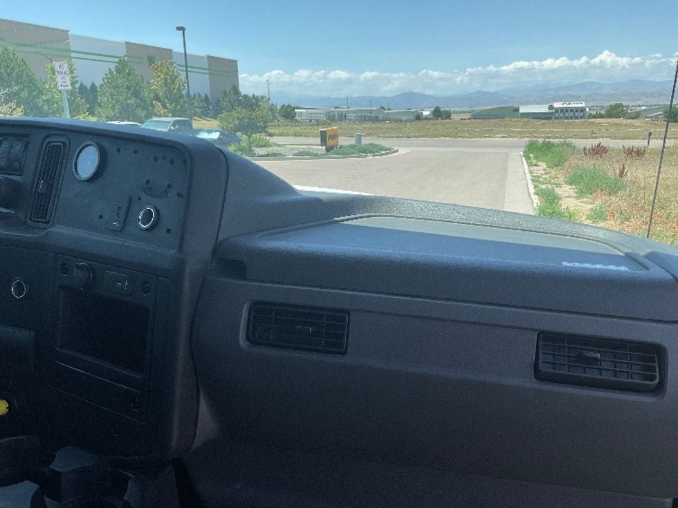 Medium Duty Box Truck-Light and Medium Duty Trucks-International-2022-MV607-Loveland-CO-400,955\n\t\tmiles-$ 25,500 - Image 21
