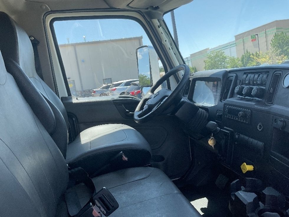 Medium Duty Box Truck-Light and Medium Duty Trucks-International-2022-MV607-Loveland-CO-400,955\n\t\tmiles-$ 25,500 - Image 22
