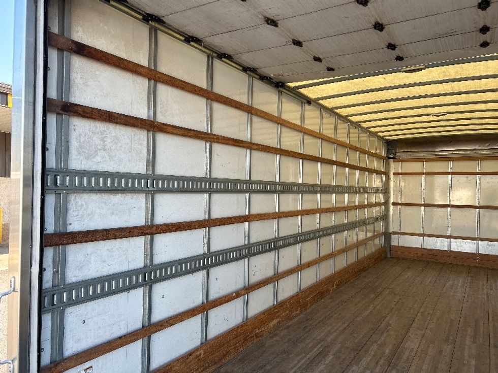 Medium Duty Box Truck-Light and Medium Duty Trucks-International-2022-MV607-Lowell-AR-140,061\n\t\tmiles-$ 68,000 - Image 10
